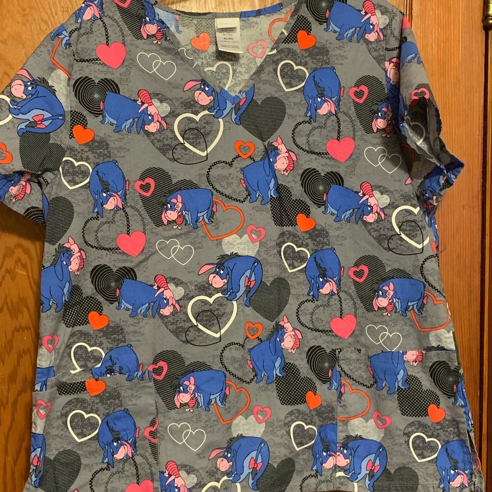 Eeyore/piglet scrub top